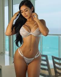Sarışın Bağcılar Escort Bayan Yabancı Uyruklu Rose